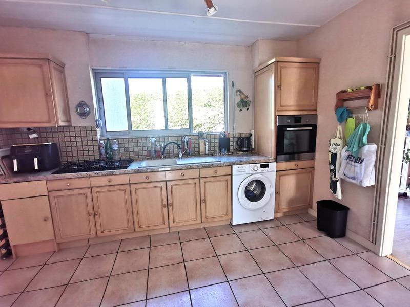 Maison - 111 m² - 6 pièces