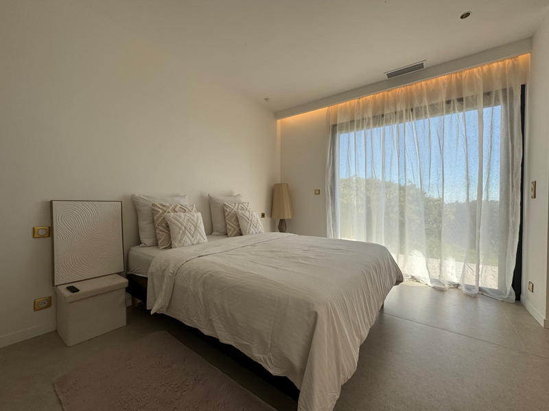 Maison - 207 m² - 5 pièces