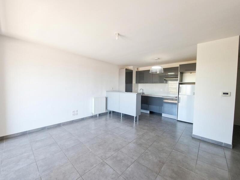 Appartement - 635 m² - 3 pièces