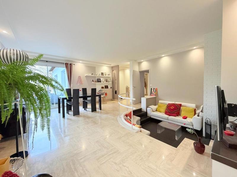 Maison d'architecte - 180 m² - 7 pièces