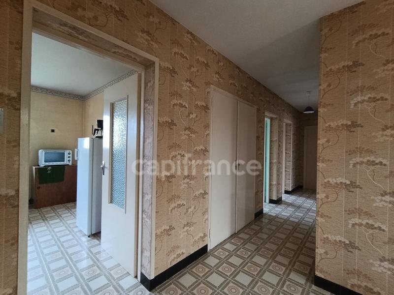 Maison - 121 m² - 5 pièces