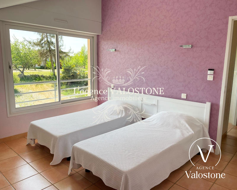 Maison traditionnelle - 172 m² - 5 pièces