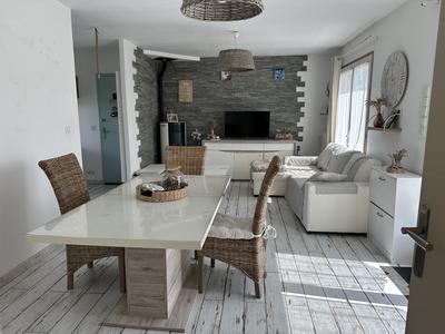 Maison - 67 m² - 3 pièces