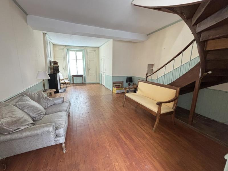 Maison ancienne - 108 m² - 4 pièces