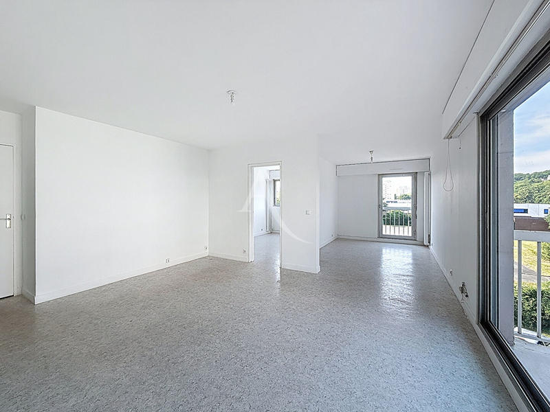 Appartement - 80 m² - 4 pièces