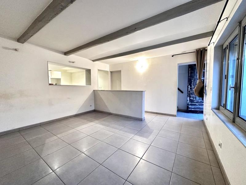 Maison - 94 m² - 5 pièces