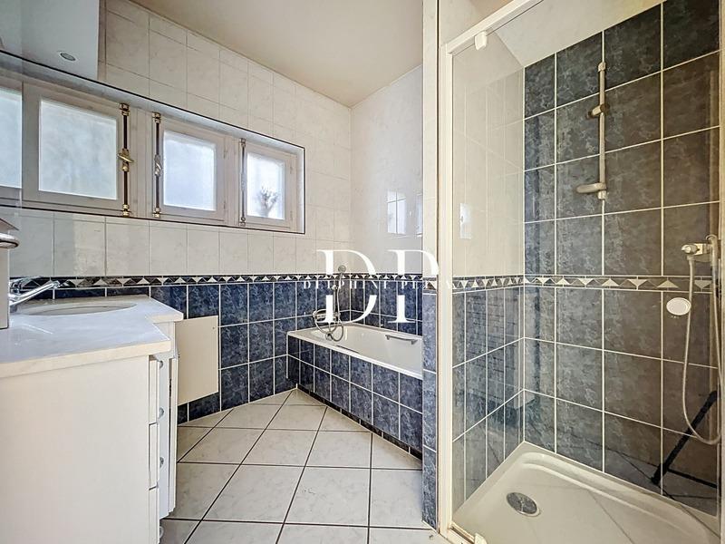 Maison - 176 m² - 6 pièces