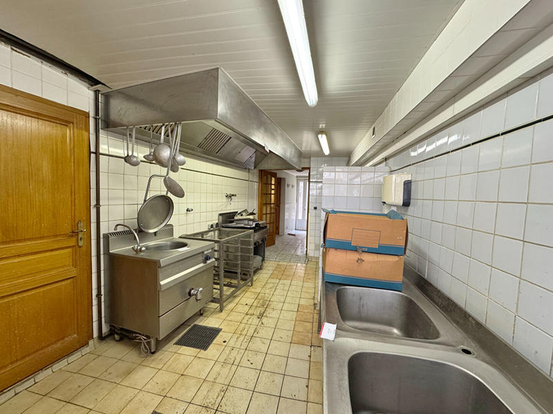 Immeuble - 8 pièces