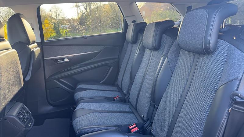 Peugeot 5008 1.2 PureTech 130 Eat6 Allure