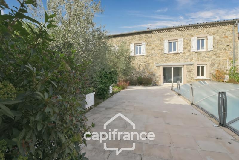 Maison - 161 m² - 7 pièces