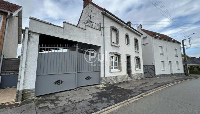 Maison - 210 m² - 7 pièces