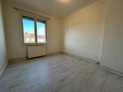 Maison - 81 m² - 4 pièces