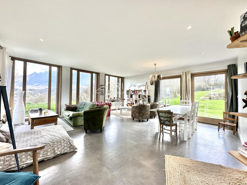 Ferme - 673 m² - 13 pièces