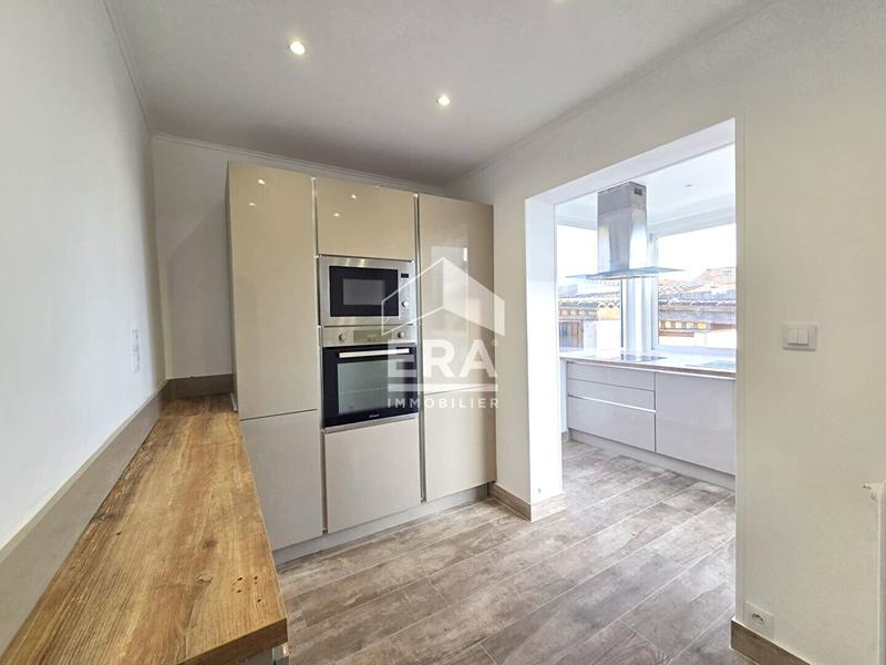 Maison - 190 m² - 6 pièces