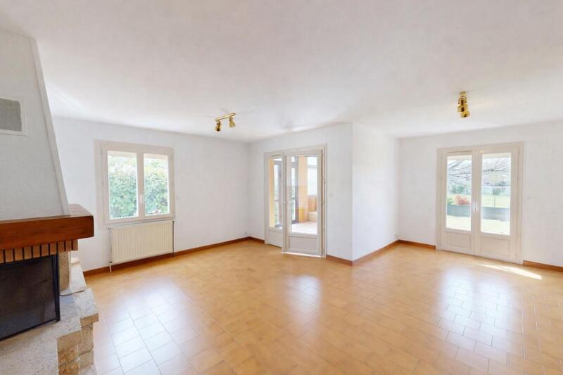 Maison - 102 m² - 4 pièces