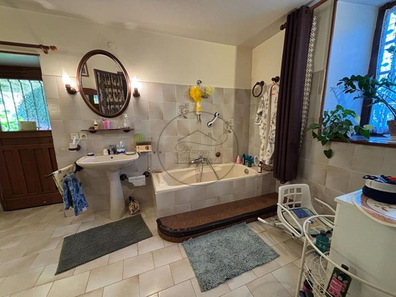 Maison - 144 m² - 5 pièces