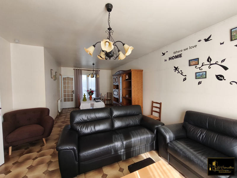 Maison traditionnelle - 86 m² - 4 pièces