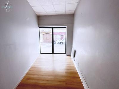 Bureau - 130 m² - 5 pièces