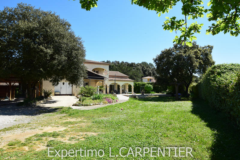 Villa - 180 m² - 6 pièces