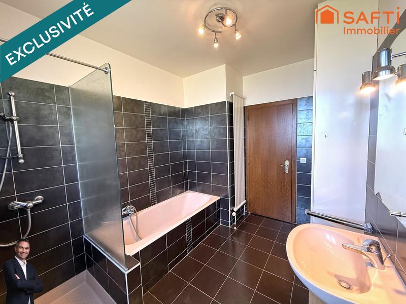 Maison - 185 m² - 7 pièces