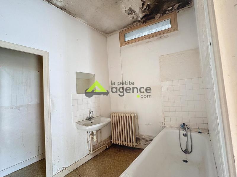 Immeuble - 273 m² - 14 pièces