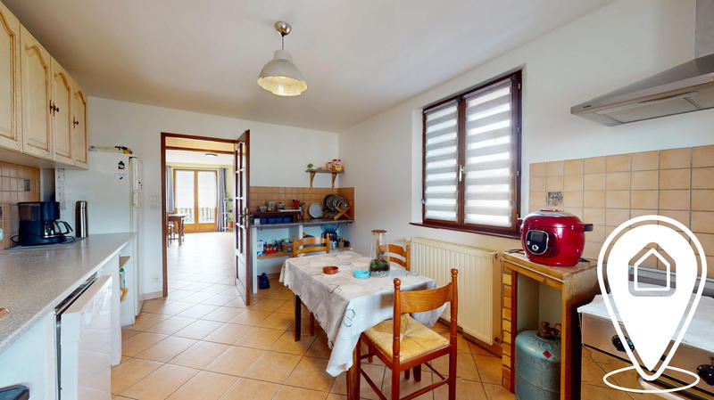 Maison - 192 m² - 7 pièces