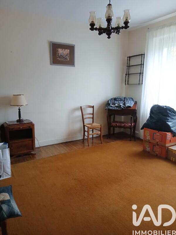 Maison - 95 m² - 5 pièces