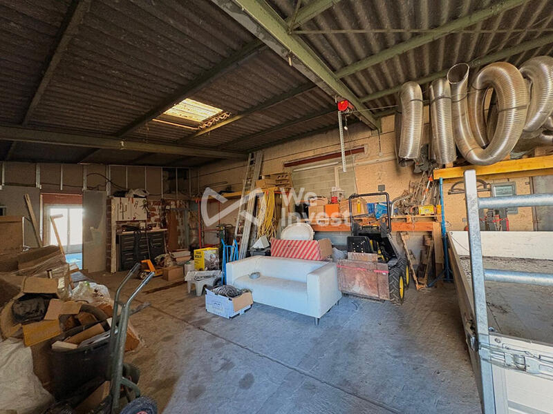 Bureau - 134 m² - 1 pièce