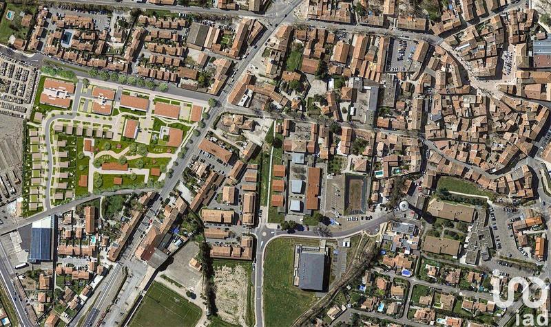 Appartement - 92 m² - 4 pièces