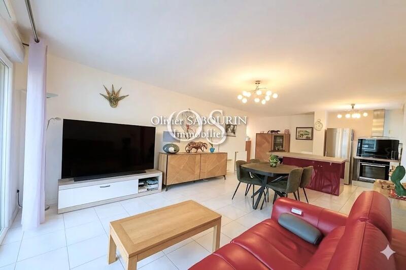 Appartement - 79 m² - 3 pièces