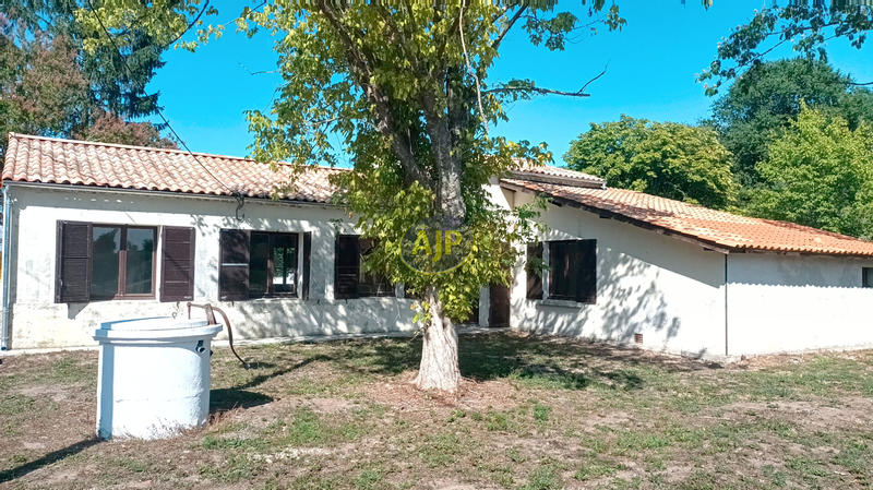 Maison - 268 m² - 7 pièces