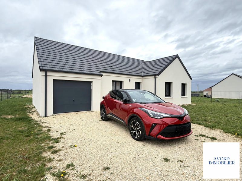 Maison - 93 m² - 4 pièces