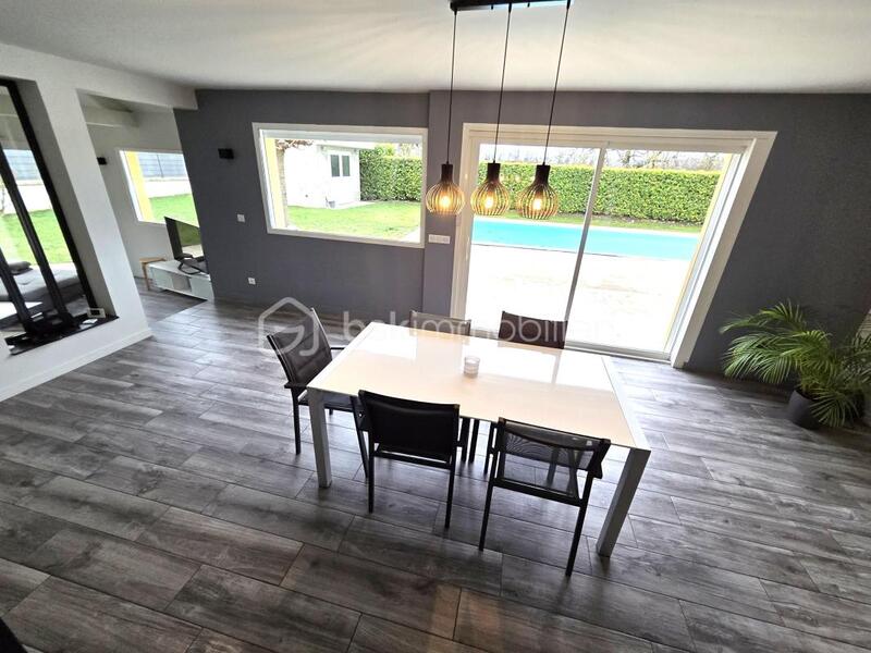 Maison - 161 m² - 7 pièces