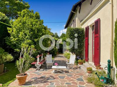 Maison - 203 m² - 7 pièces