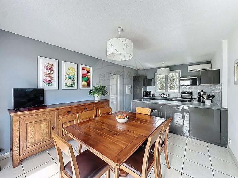 Maison - 122 m² - 5 pièces