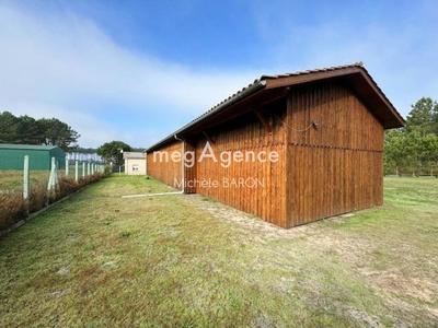 Maison - 245 m² - 2 pièces