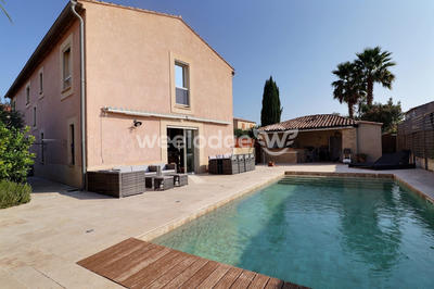 Maison - 200 m² - 5 pièces