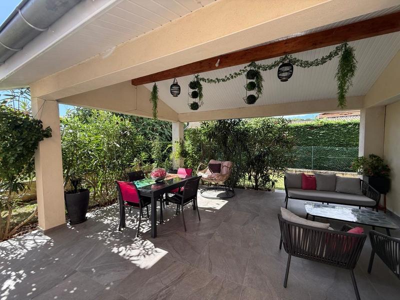 Maison - 160 m² - 5 pièces