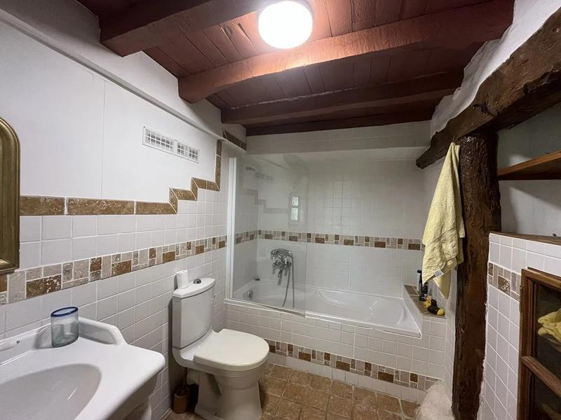 Propriété - 155 m² - 8 pièces