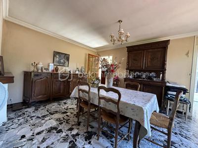 Villa - 177 m² - 5 pièces