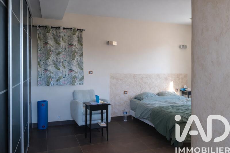 Maison - 170 m² - 7 pièces