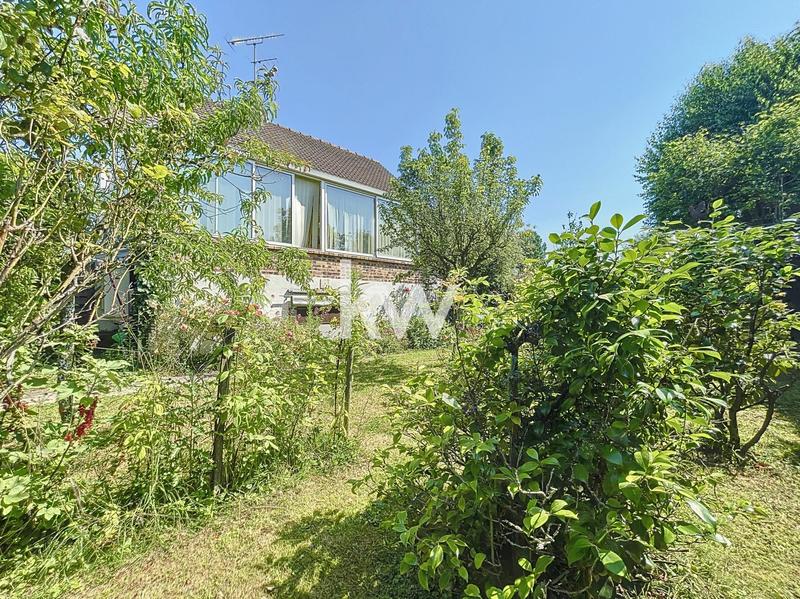 Pavillon - 136 m² - 6 pièces