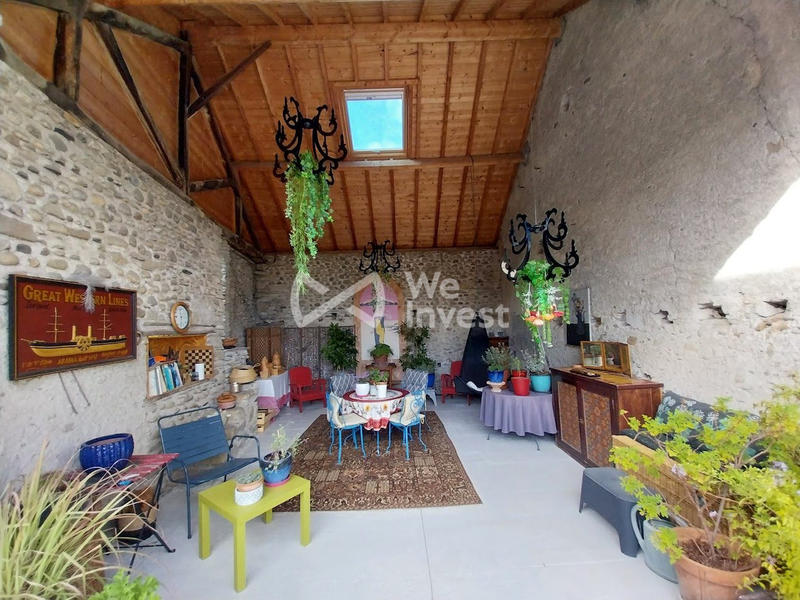 Maison - 270 m² - 7 pièces