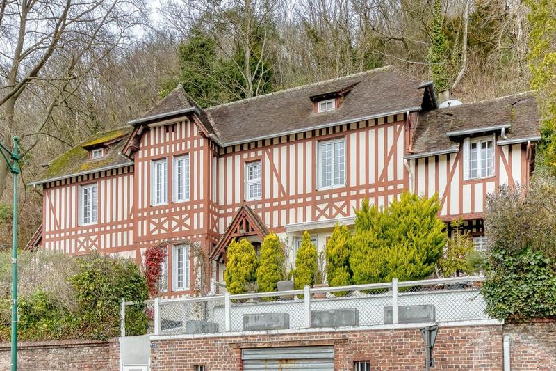 Maison - 160 m² - 4 pièces