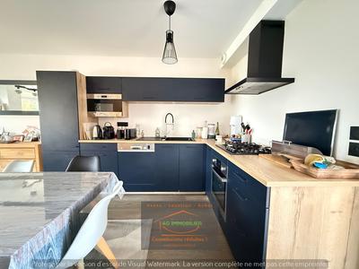 Maison - 77 m² - 5 pièces