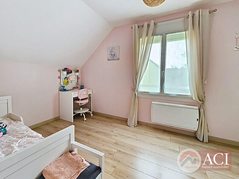 Maison - 87 m² - 4 pièces