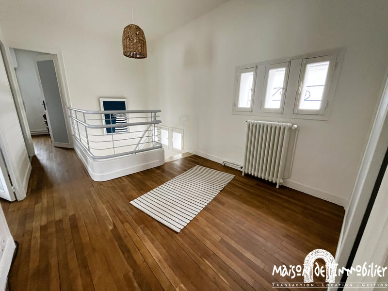 Villa - 192 m² - 7 pièces