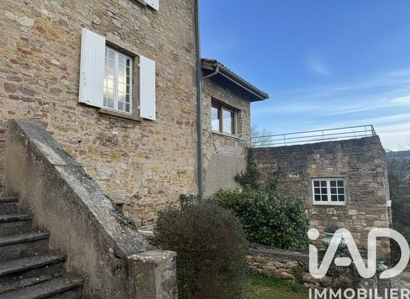Maison - 164 m² - 5 pièces