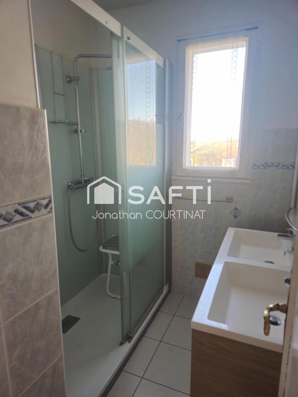 Maison - 160 m² - 8 pièces