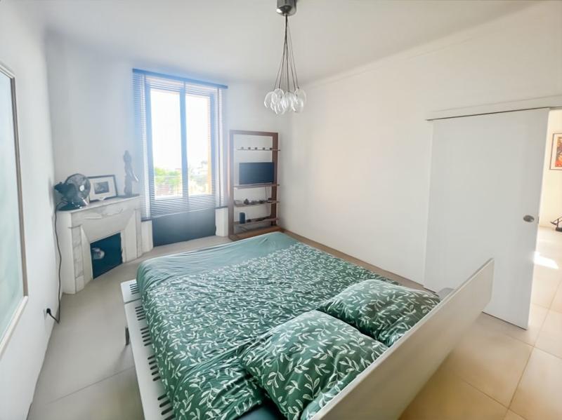 Villa - 250 m² - 10 pièces